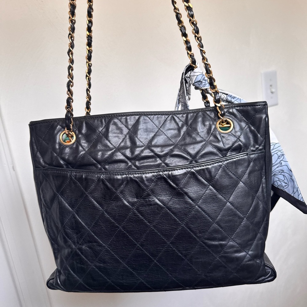 Black 🎉CHANEL Vintage Quilted Leather Tote Bag - Picture 2 of 5